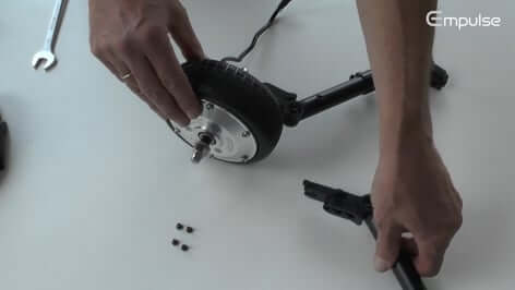 EMPULSE R20 | Räder wechseln Miniaturansicht