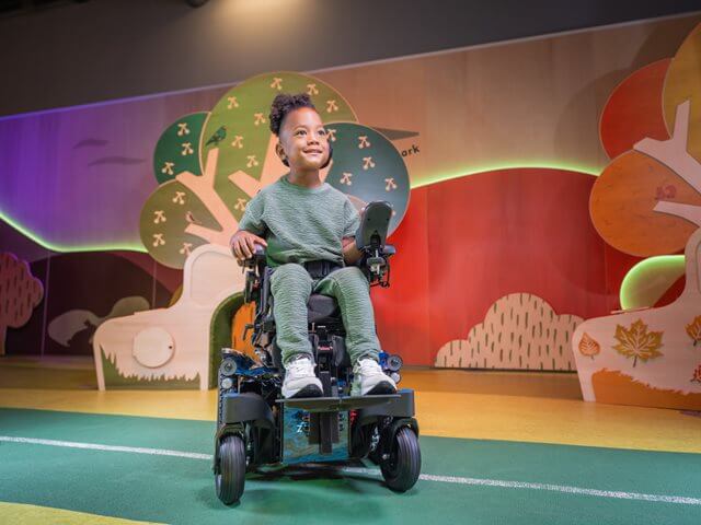 ZIPPIE Q300 M Mini Kids: Ein Elektrorollstuhl, der Kinder voranbringt