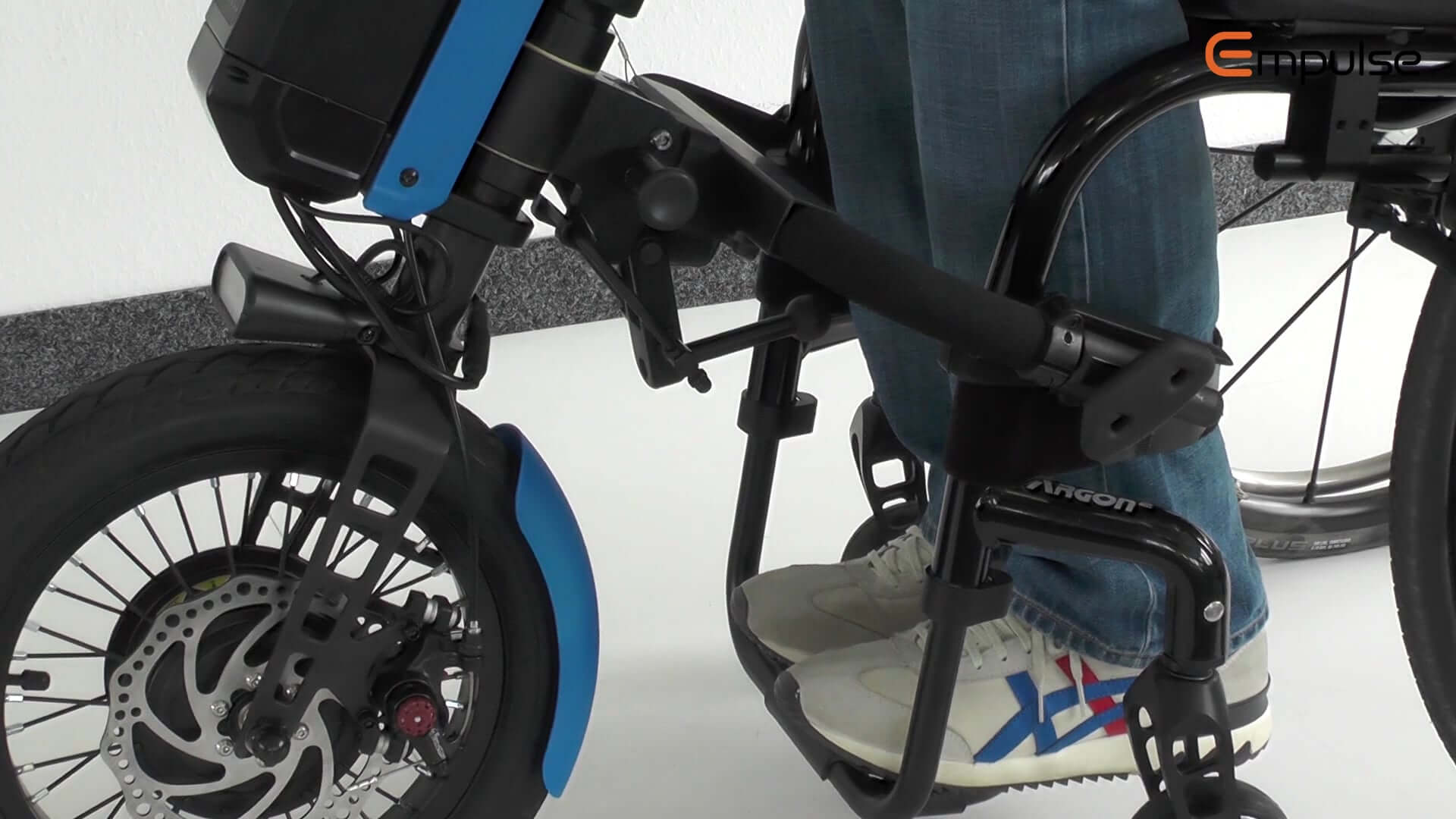 EMPULSE F55 | Andocken und anpassen Miniaturansicht